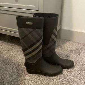 Pre-loved Burberry Tall Rainboots
